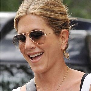 Ray-Ban Sunglasses Aviators Brown Lenses Gold Frame